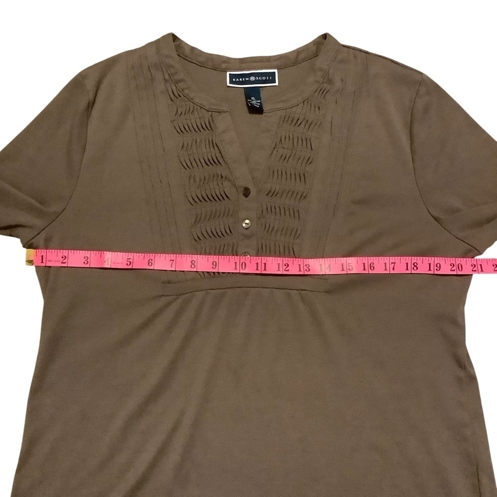 KAREN SCOTT BROWN V-NECK 3/4 SLEEVE TOP WITH PINTUCK DETAILS/ Size XL - Picture 7 of 9